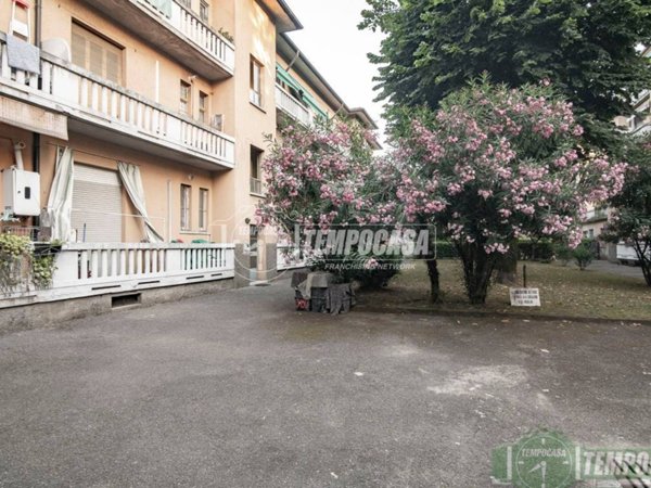 appartamento in vendita a Sesto San Giovanni in zona Rondò/Torretta