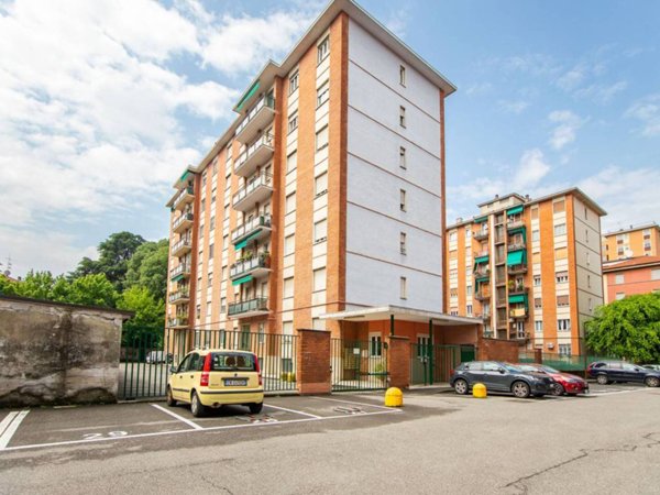 appartamento in vendita a Sesto San Giovanni in zona Rondò/Torretta