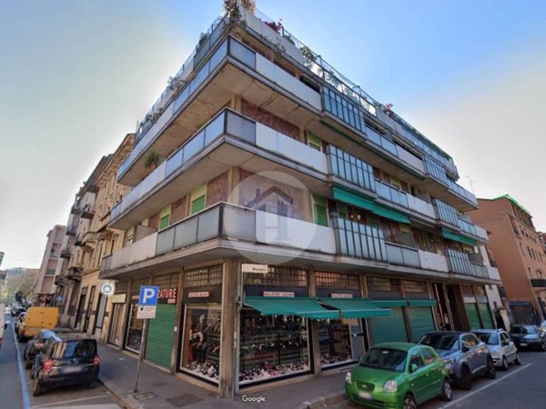 negozio in vendita a Sesto San Giovanni in zona Rondò/Torretta