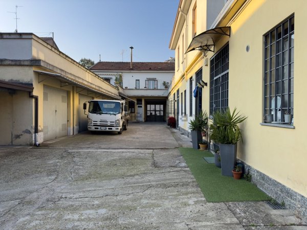 appartamento in vendita a Sesto San Giovanni in zona Rondò/Torretta