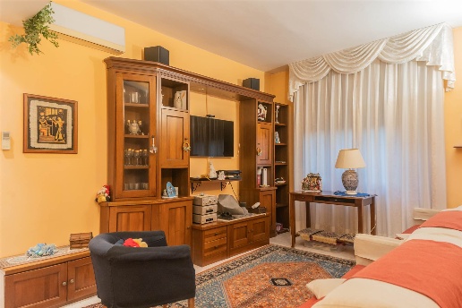 appartamento in vendita a Sesto San Giovanni in zona Rondinella