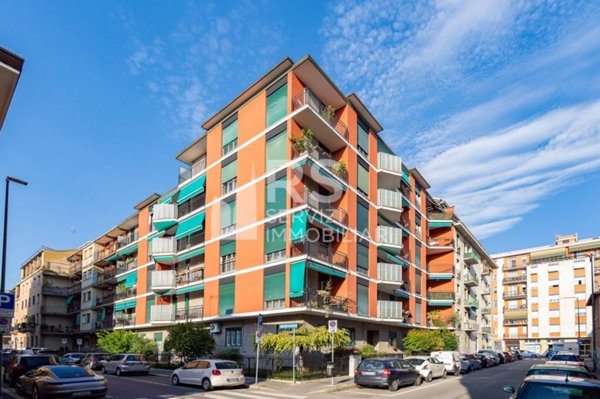 appartamento in vendita a Sesto San Giovanni in zona Rondò/Torretta