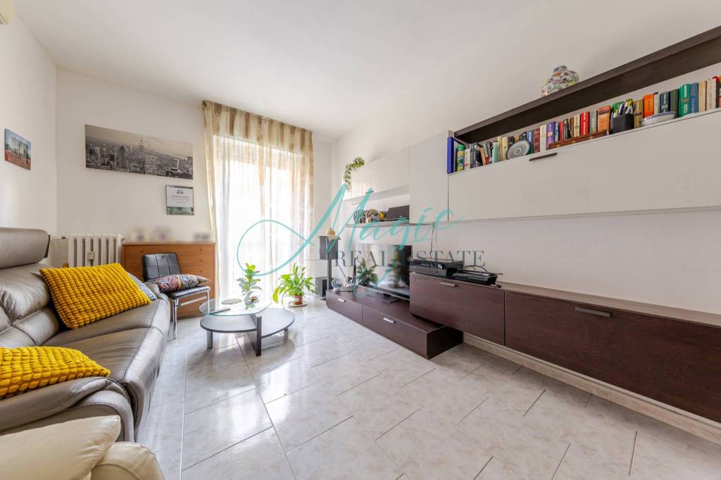 appartamento in vendita a Sesto San Giovanni in zona Rondinella