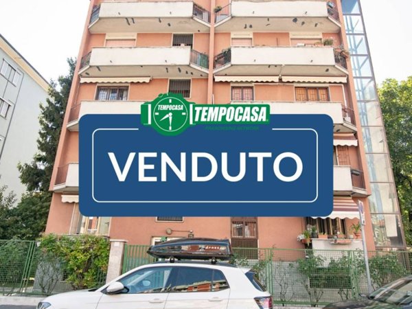 appartamento in vendita a Sesto San Giovanni in zona Rondinella