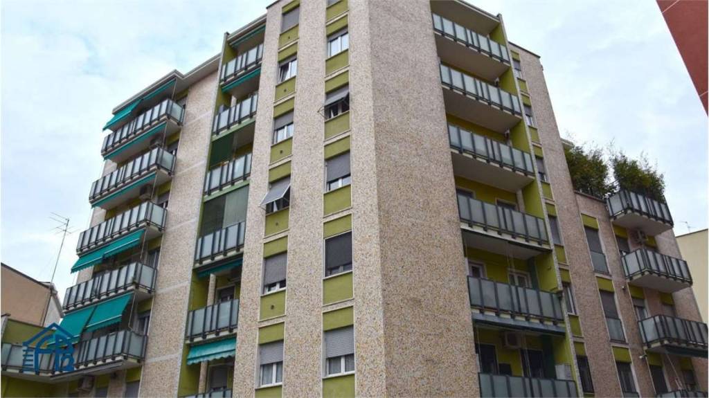 appartamento in vendita a Sesto San Giovanni in zona Rondinella