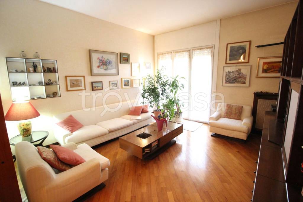 appartamento in vendita a Sesto San Giovanni