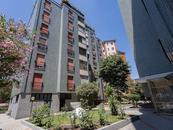 appartamento in vendita a Sesto San Giovanni in zona Rondinella