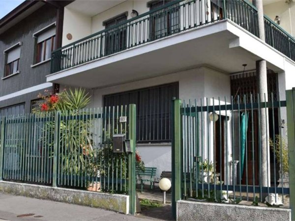 casa indipendente in vendita a Sesto San Giovanni