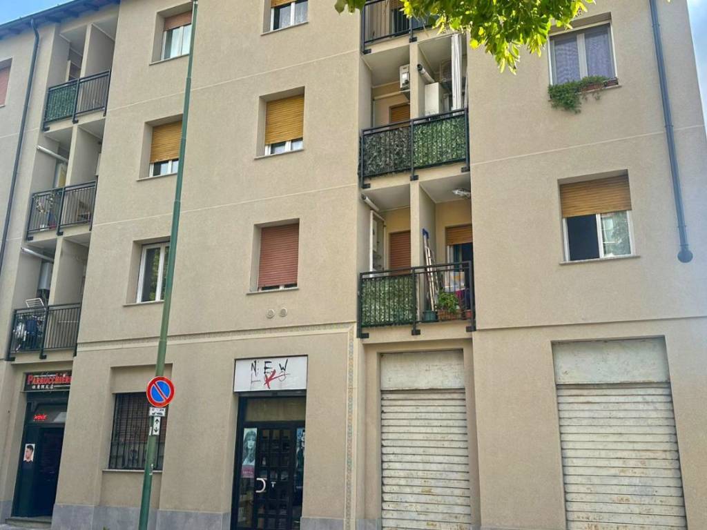 negozio in vendita a Sesto San Giovanni