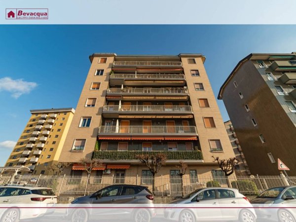 appartamento in vendita a Sesto San Giovanni in zona Rondinella