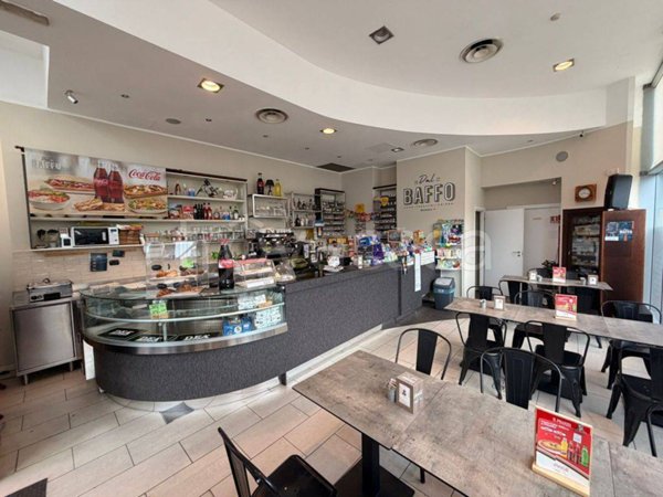 negozio in vendita a Sesto San Giovanni