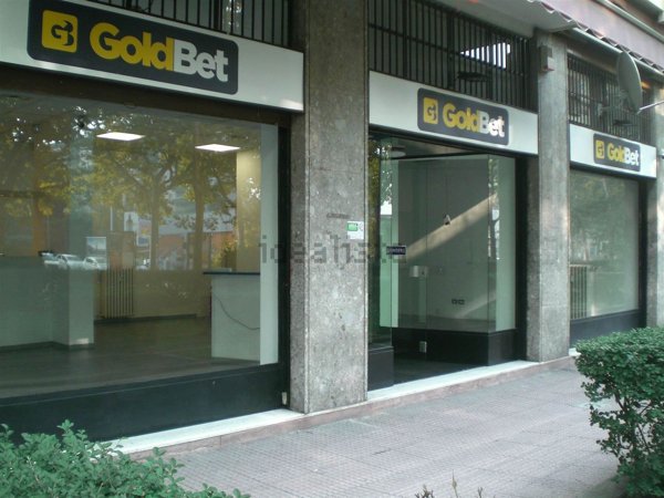 negozio in vendita a Sesto San Giovanni