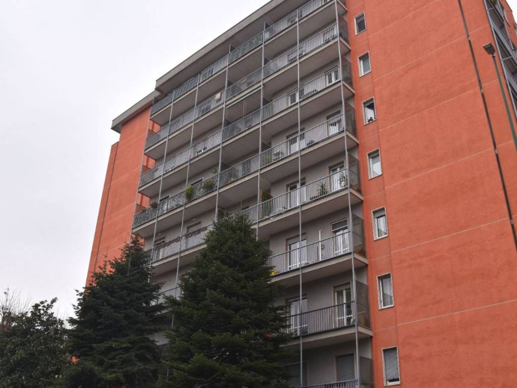 appartamento in vendita a Sesto San Giovanni in zona Rondò/Torretta