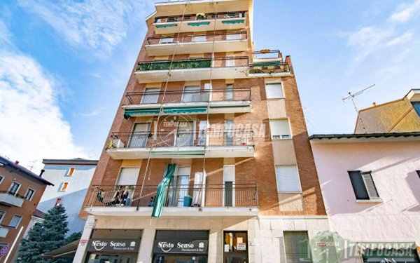 appartamento in vendita a Sesto San Giovanni in zona Rondinella