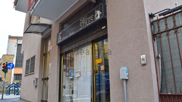 negozio in vendita a Sesto San Giovanni