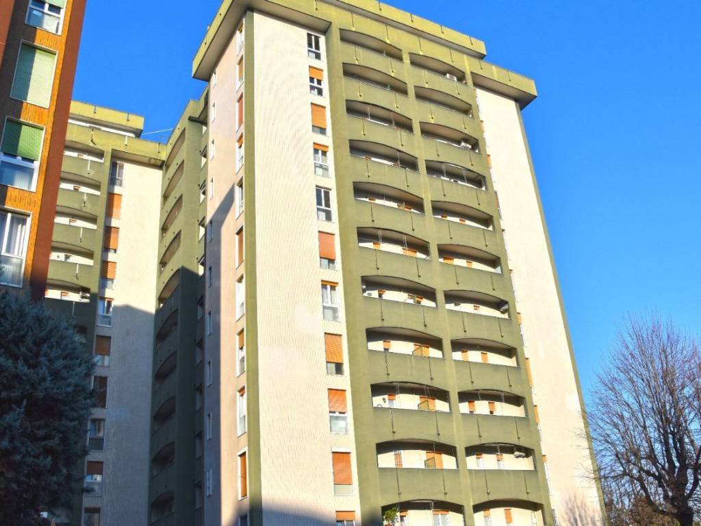 appartamento in vendita a Sesto San Giovanni in zona Rondò/Torretta