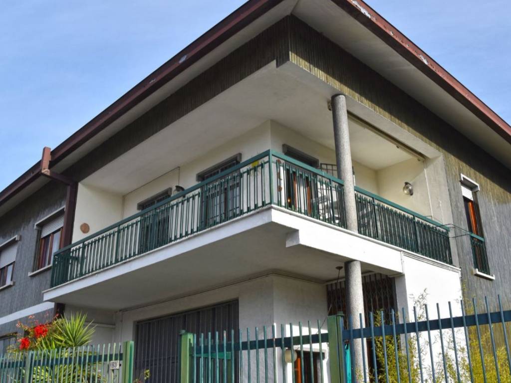 casa indipendente in vendita a Sesto San Giovanni