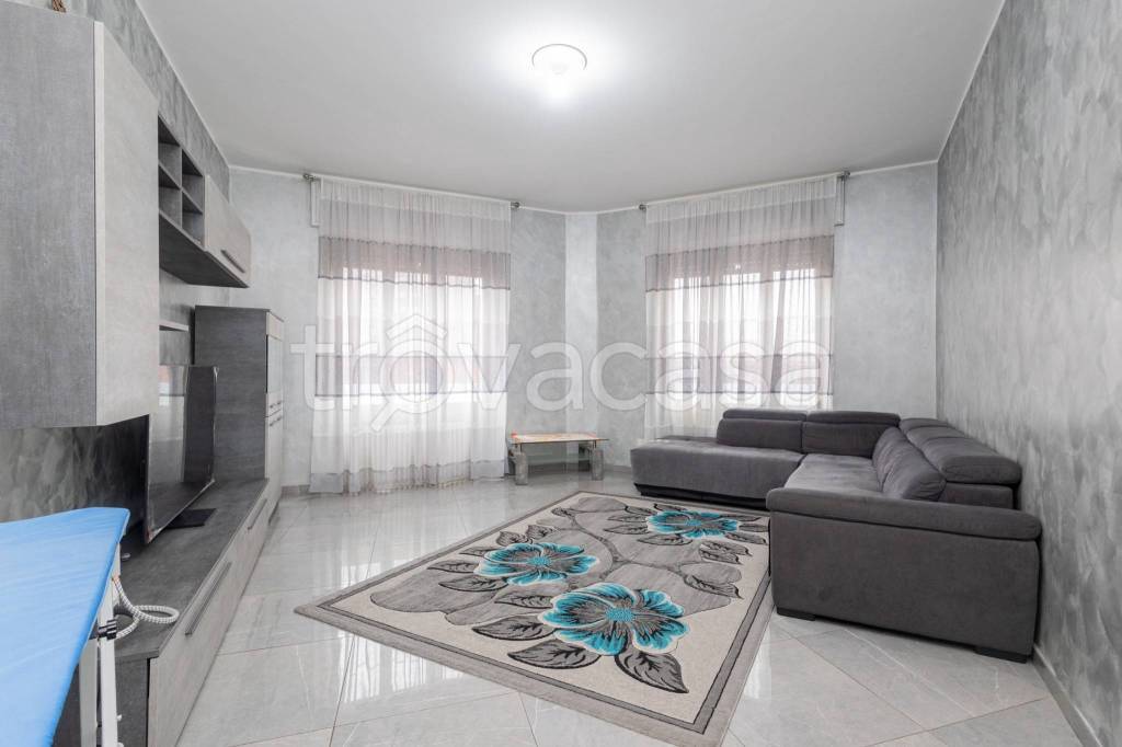 appartamento in vendita a Sesto San Giovanni in zona Rondò/Torretta