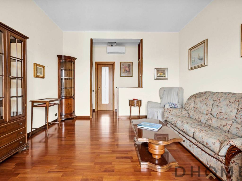 appartamento in vendita a Sesto San Giovanni in zona Rondinella