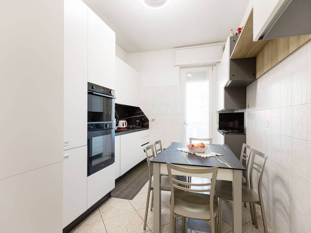 appartamento in vendita a Sesto San Giovanni in zona Rondinella