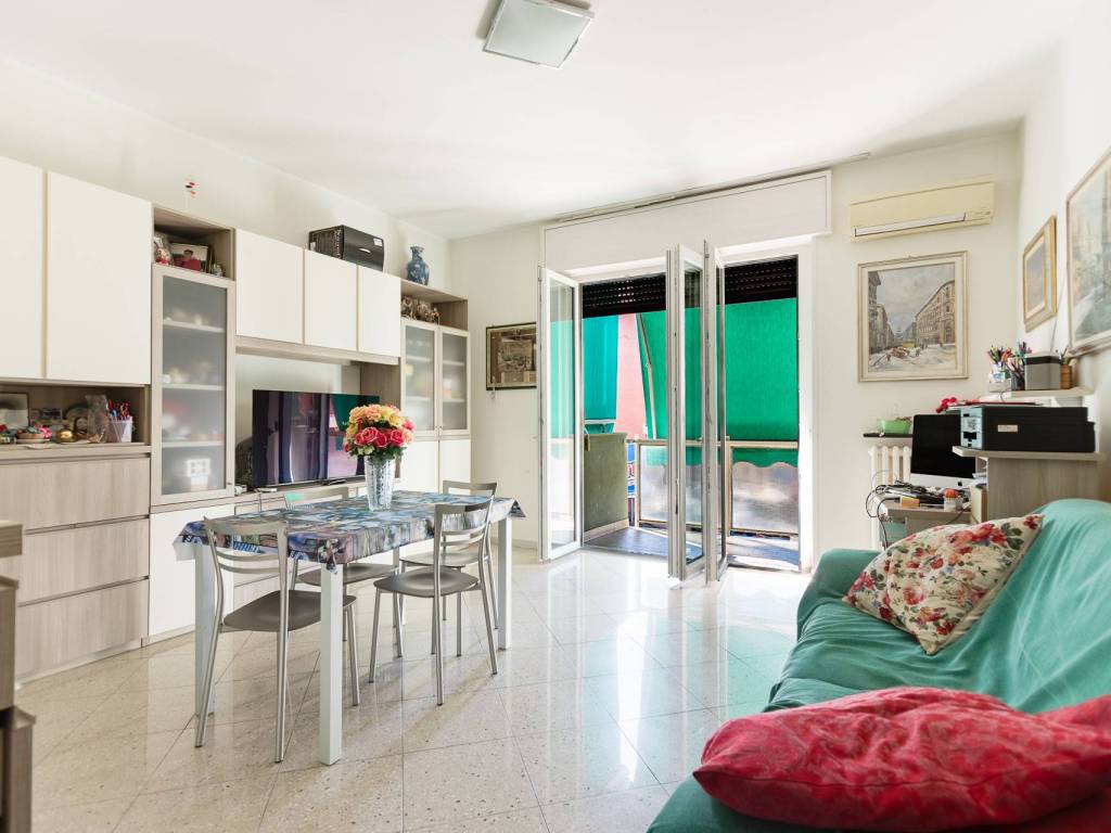 appartamento in vendita a Sesto San Giovanni in zona Rondinella