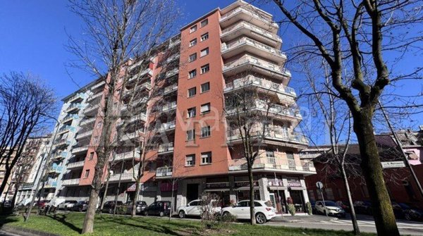 appartamento in vendita a Sesto San Giovanni in zona Rondò/Torretta