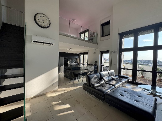 appartamento in vendita a Sesto San Giovanni in zona Pelucca/Villaggio Falck