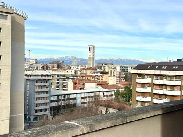 appartamento in vendita a Sesto San Giovanni in zona Rondò/Torretta