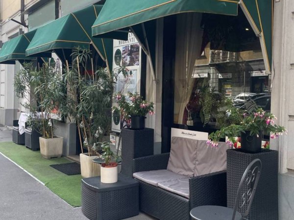 negozio in vendita a Sesto San Giovanni in zona Rondò/Torretta