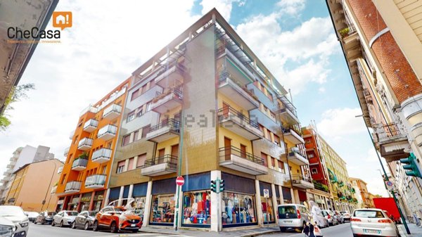 negozio in vendita a Sesto San Giovanni in zona Rondò/Torretta