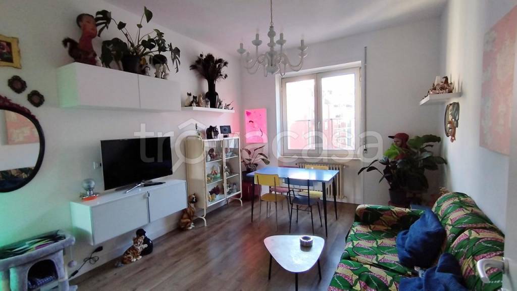 appartamento in vendita a Sesto San Giovanni in zona Rondò/Torretta