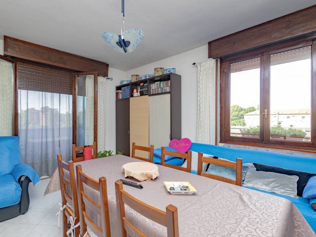 appartamento in vendita a Sesto San Giovanni in zona Cascina de' Gatti