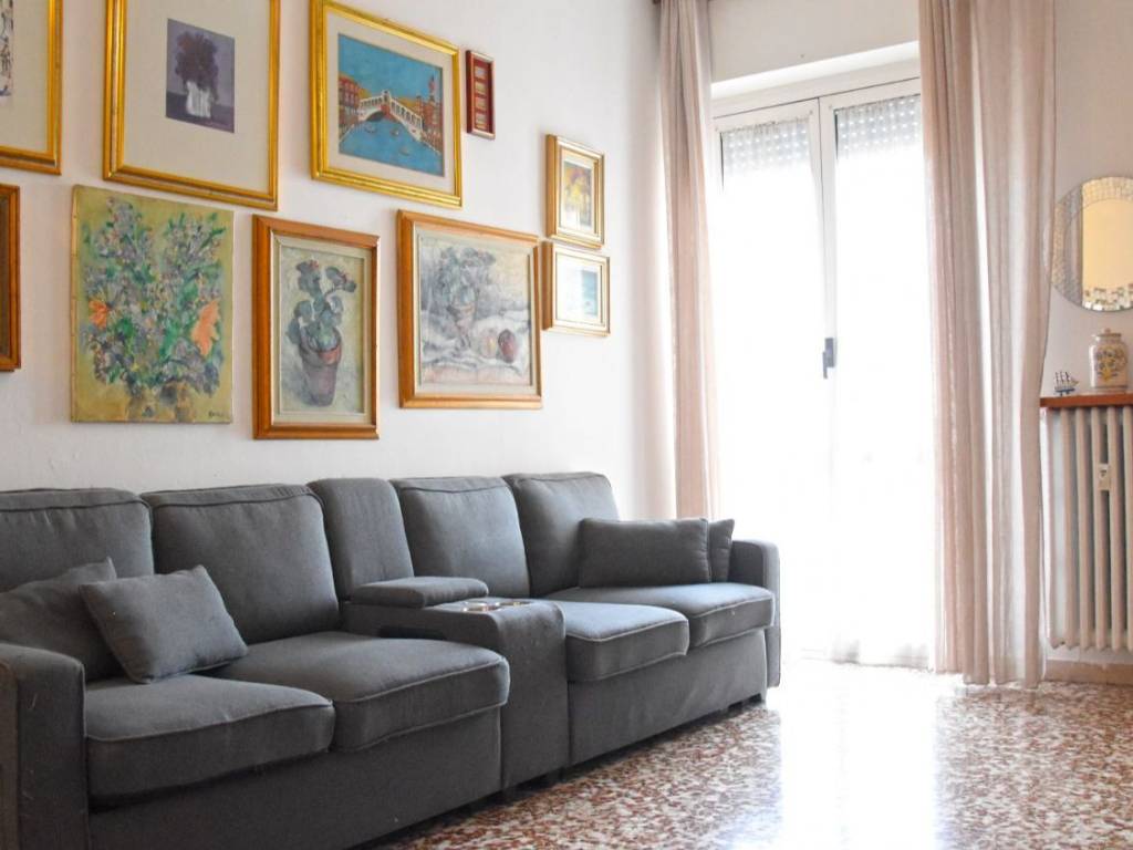 appartamento in vendita a Sesto San Giovanni in zona Rondò/Torretta