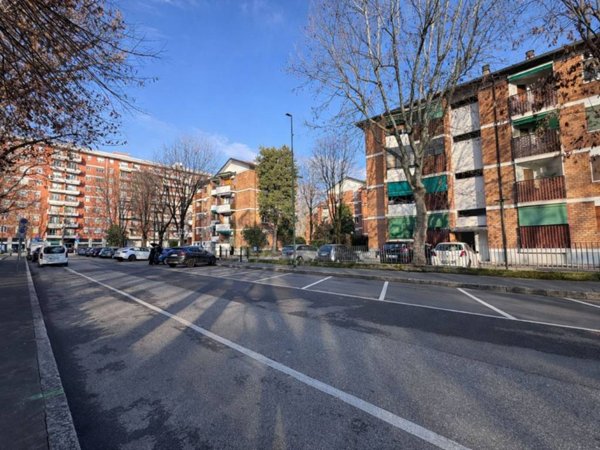 appartamento in vendita a Sesto San Giovanni in zona Parpagliona