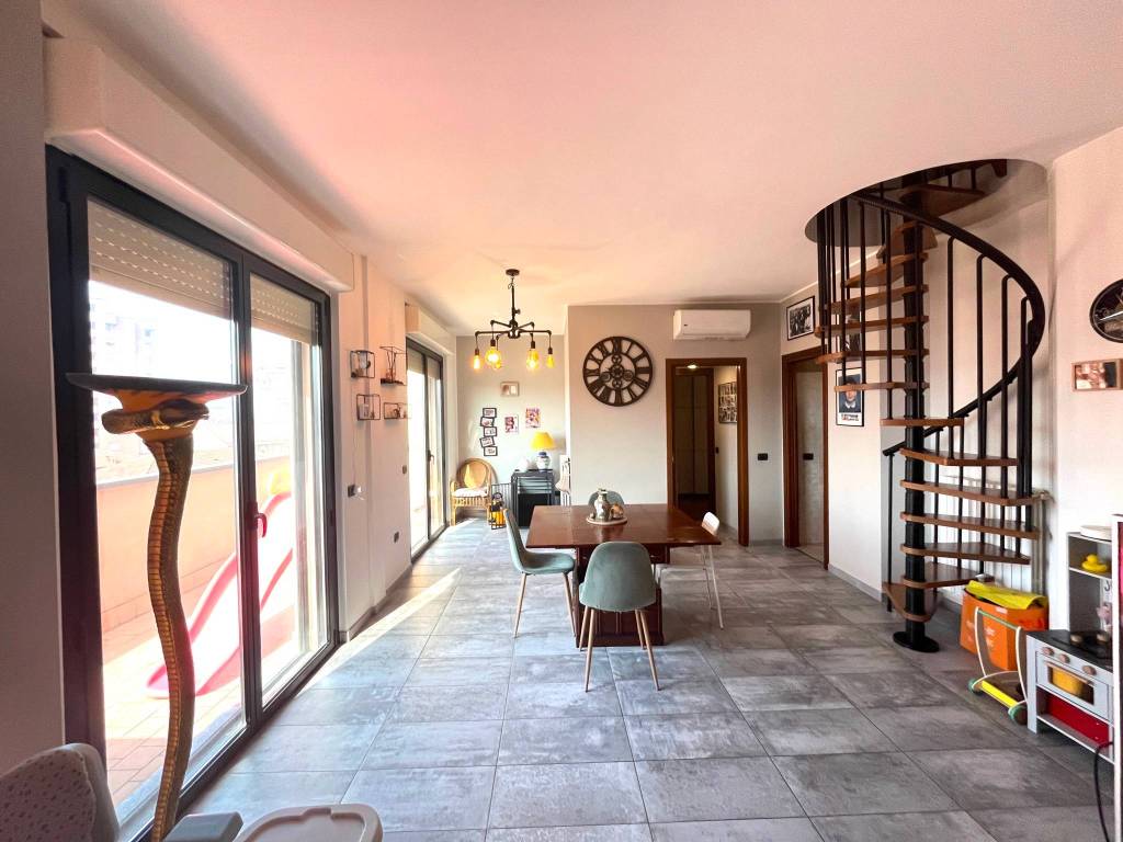 appartamento in vendita a Sesto San Giovanni in zona Rondò/Torretta