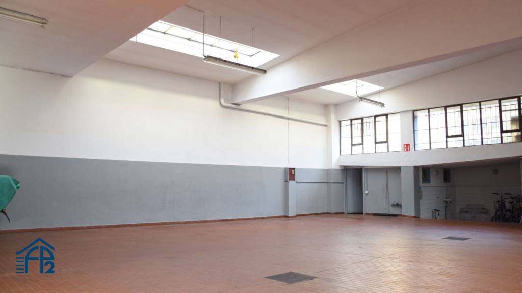 locale commerciale in vendita a Sesto San Giovanni