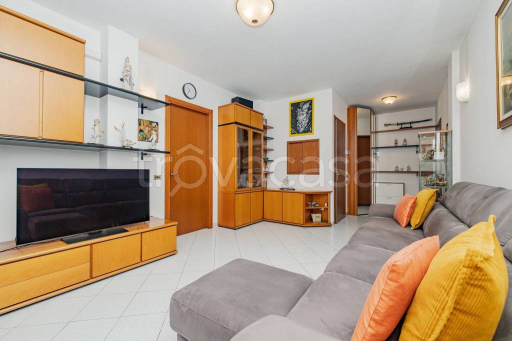 appartamento in vendita a Sesto San Giovanni in zona Rondò/Torretta