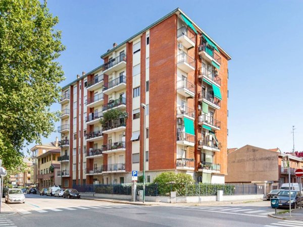 appartamento in vendita a Sesto San Giovanni in zona Rondinella