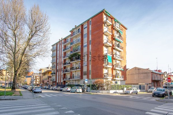 appartamento in vendita a Sesto San Giovanni in zona Rondinella