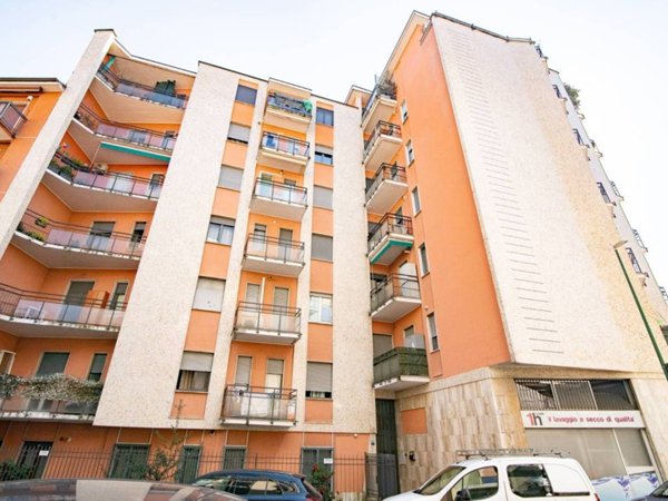 appartamento in vendita a Sesto San Giovanni in zona Rondinella