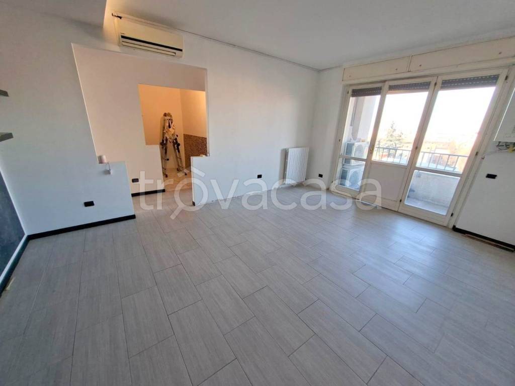 appartamento in vendita a Sesto San Giovanni in zona Rondò/Torretta