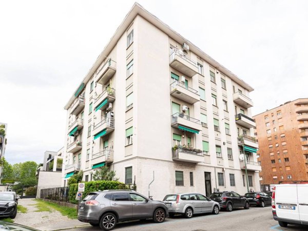 appartamento in vendita a Sesto San Giovanni in zona Rondinella