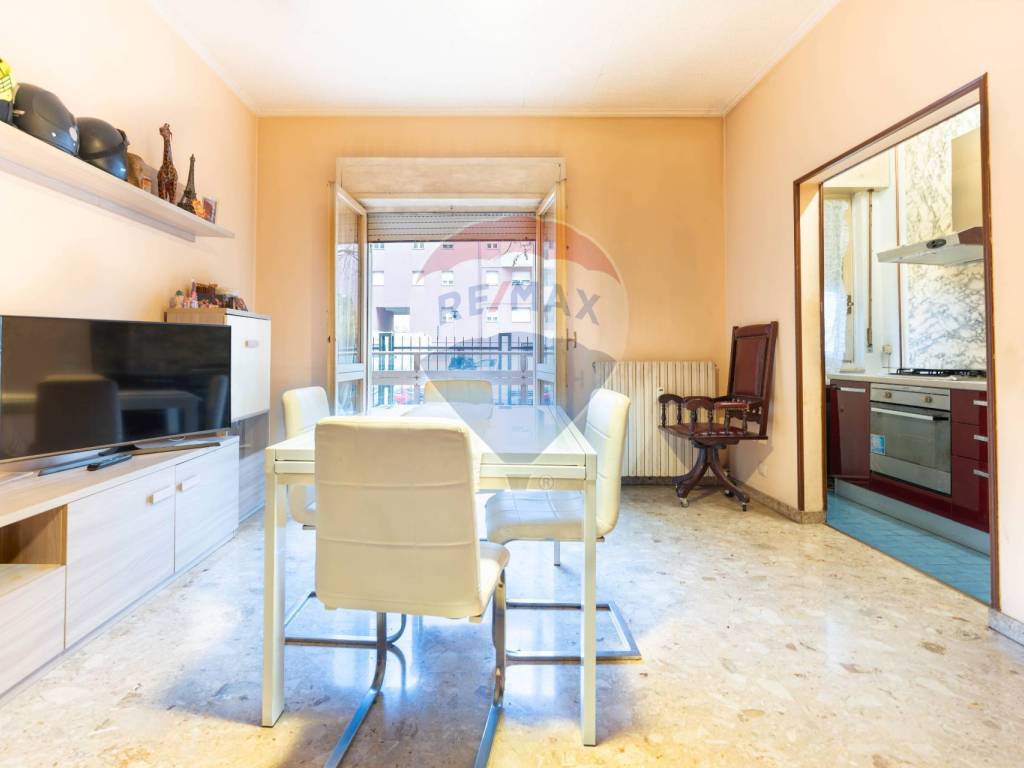 appartamento in vendita a Sesto San Giovanni in zona Rondò/Torretta