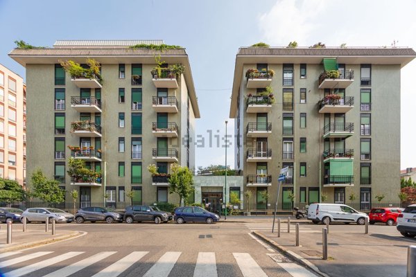 appartamento in vendita a Sesto San Giovanni in zona Rondinella