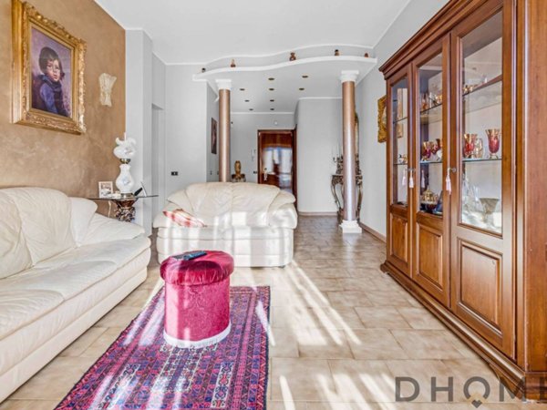 appartamento in vendita a Sesto San Giovanni in zona Cascina de' Gatti