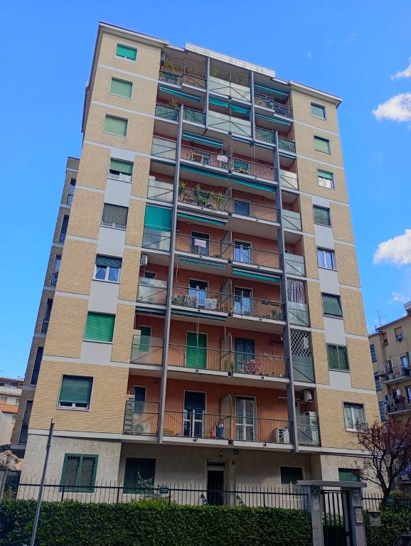 appartamento in vendita a Sesto San Giovanni in zona Rondinella