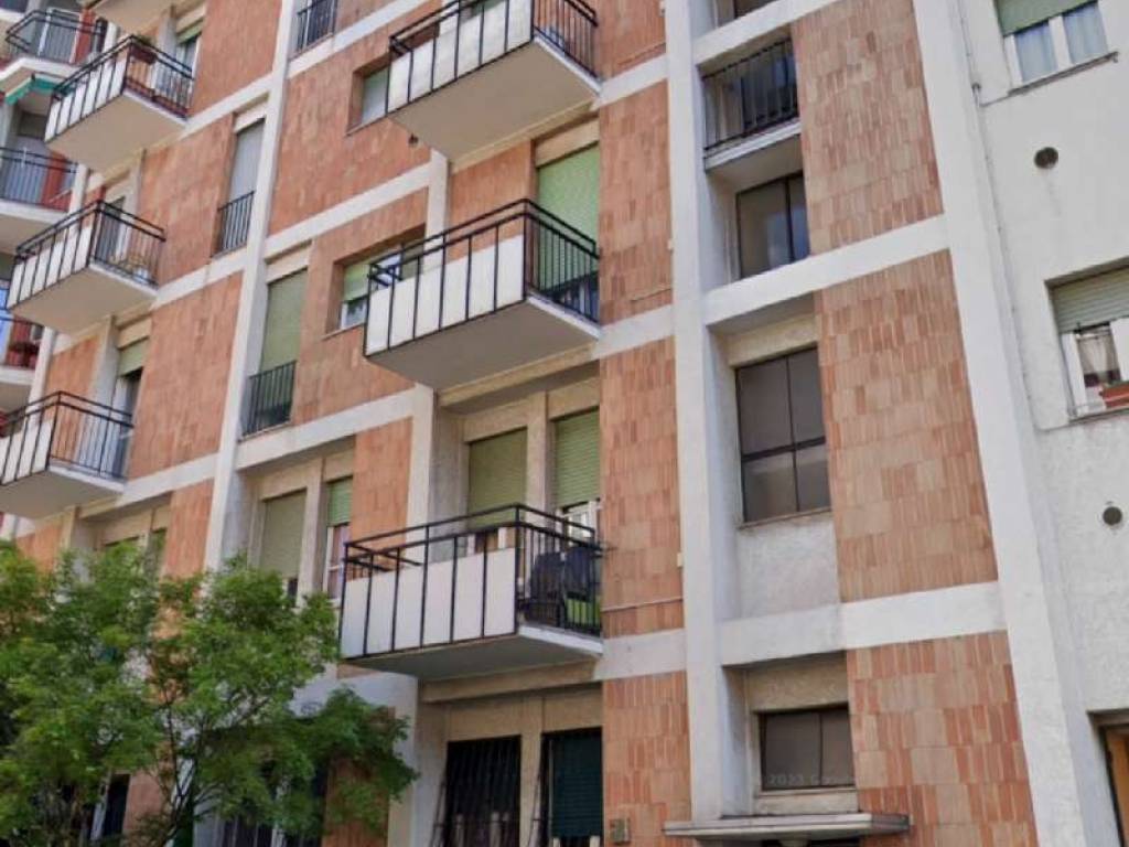 appartamento in vendita a Sesto San Giovanni in zona Rondò/Torretta