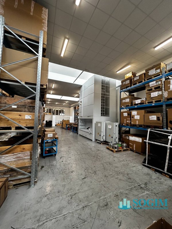 capannone in vendita a Sesto San Giovanni