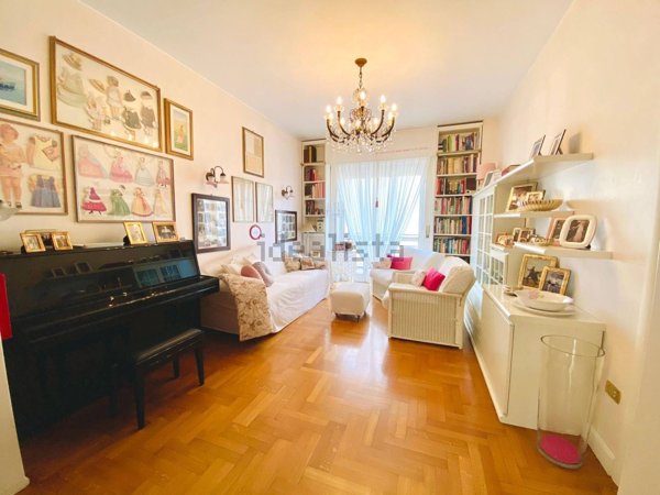 appartamento in vendita a Sesto San Giovanni in zona Rondò/Torretta