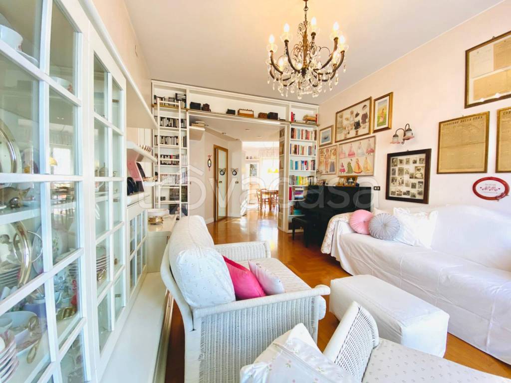 appartamento in vendita a Sesto San Giovanni in zona Rondò/Torretta